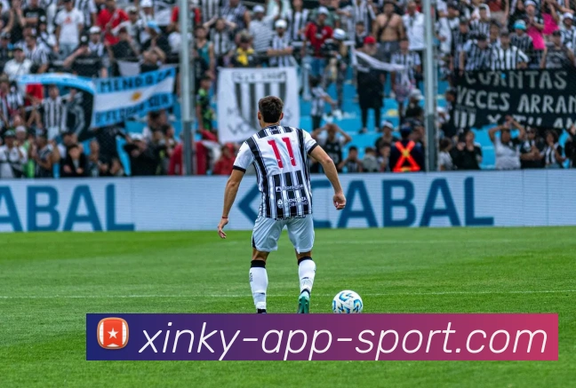 NBA最新战力榜出炉马刺强势登顶雷霆骑士火箭表现抢眼湖人位列第11